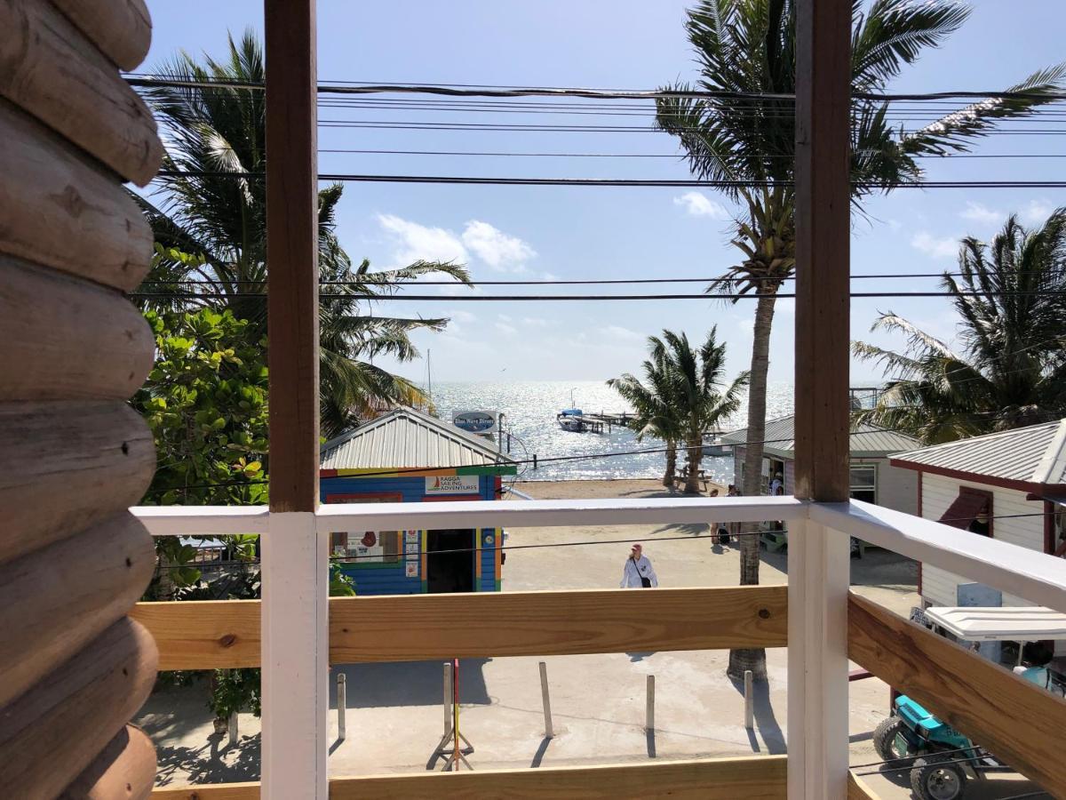 Blue Wave Guest House 키코커 외부 사진