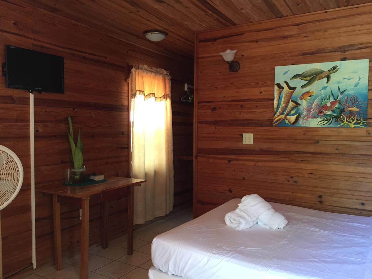 Blue Wave Guest House 키코커 외부 사진