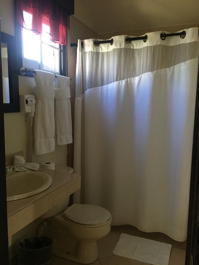 Blue Wave Guest House 키코커 외부 사진